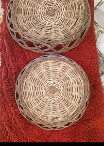 5. Set of 2 Wicker Plates