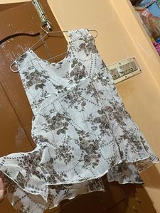 Sheer Floral Sleeveless Tunic Top