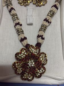 Elegant Necklace &amp; Earring Set