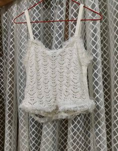 Newme Cream Crochet Lace Cami Top
