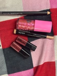 Charlotte Tilbury Matte Revolution Lipstick