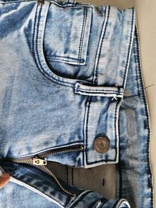 Men's Light Wash Denim Jeans