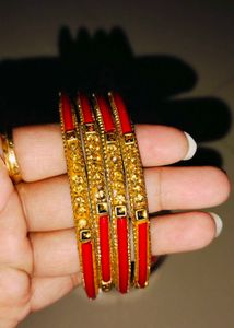 Exquisite Red and Gold Bangles Set