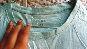 Light Green Basic T-Shirt