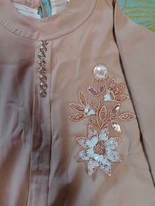 Elegant Peach Embroidered Kurta