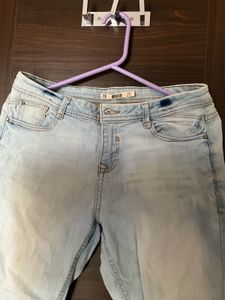 Denim New Light Blue Capri Jeans