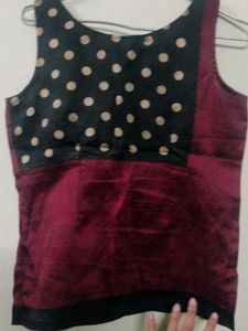 combo of 2 top &amp; black long tunic