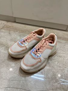 white pink shoes