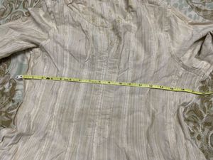 Avaasa Kalidaar Embroidered Kurta