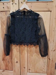 Chic Black Net Top