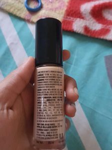 Lakme Forever Matte Foundation