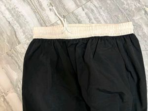 very cool Black Elastic Waist Pan