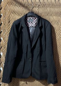 SPLASH Stylish Black Blazer
