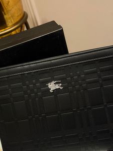 BURBERRY MENS POUCH