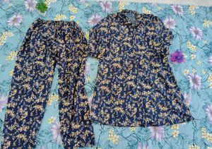 Floral Print Kurta and Pant Set with earings 🥰 ❤