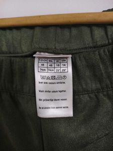 🇫🇷 Damart High Waisted Green Pants