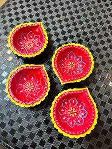 Set of 4 Decorative Diyas