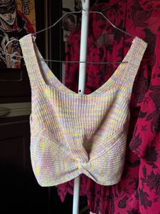 Pastel knit cropped top