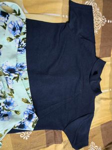 Ruffled pant (skirt flare) with navy top