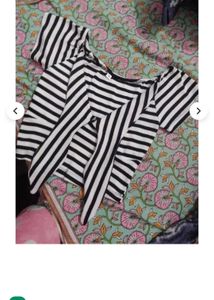 Striped Tie-Front Crop Top For Casual, Party & Str