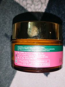 Nature's Essence Compact