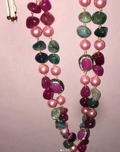 Natural Agate Beaded Necklace with Earrings