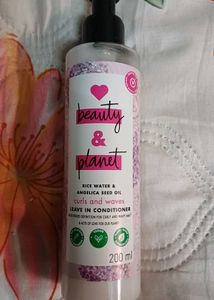 Beauty & Planet Curls and Waves Conditioner