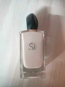 Giorgi Armani Luxury Perfume Bottle