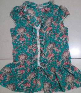 Floral Print RRuffle Top