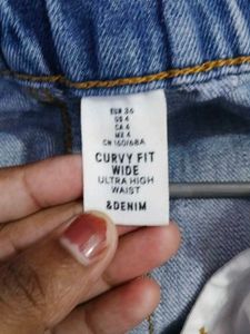H&amp;M Light Wash Wide Leg Jeans