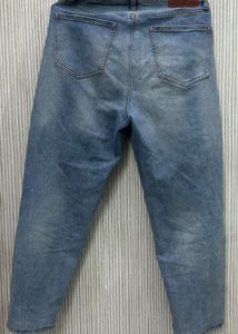 RED TAPE BLUE STRAIGHT JEANS (Size 28-30)