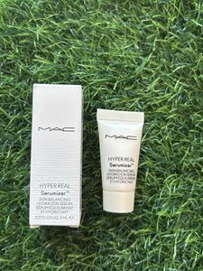 MAC Hyper Real Serumizer