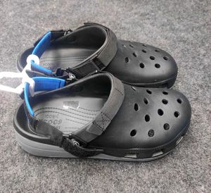 CAPE MODA HIKER CLOGS Crocs🎀