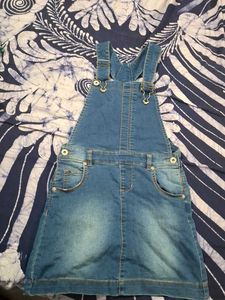 👧 Girls pure cotton dungarees😍