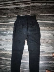 High-Waisted Black Skinny Jeans
