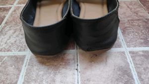 Stylish Black Flats