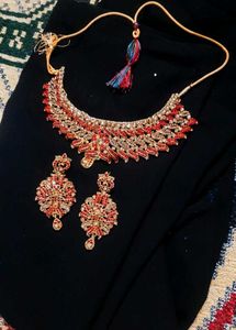 Stunning Red &amp; Gold Necklace with Earrings