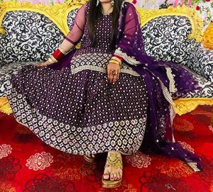 Elegant Purple Embroidered Kurta Set