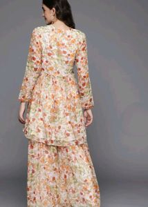 Women Orange Floral Printed Kurta With Sharara