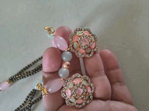 Exquisite Beaded Necklace with Pendant  new