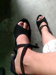 Black Solid Ankle Strap heel For Women