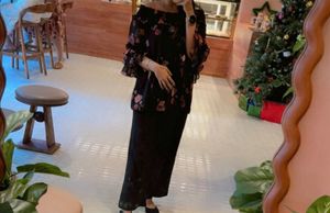 Chic Off-Shoulder Floral Top