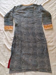 Women Khaadi Material Kurti