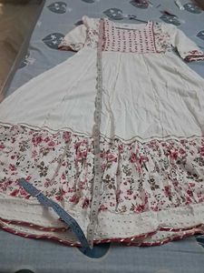 White Floral Print Kurta with Dupatta
