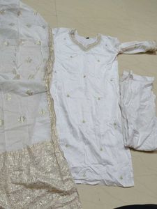 Elegant White Kurta Set with Dupatta