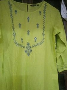 Zudio Embroidered Kurti