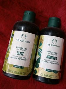The body shop shower gels combo