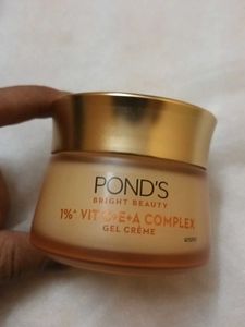 Pond's Bright Beauty Gel Creme