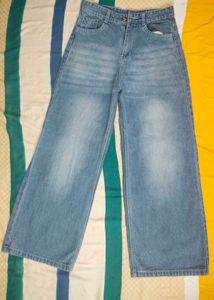 Stylish Wide-Leg Denim Jeans