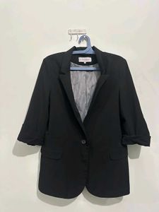 Chic Black Blazer Jacket
